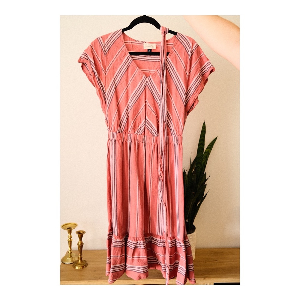 Universal Threads MIDI Dress